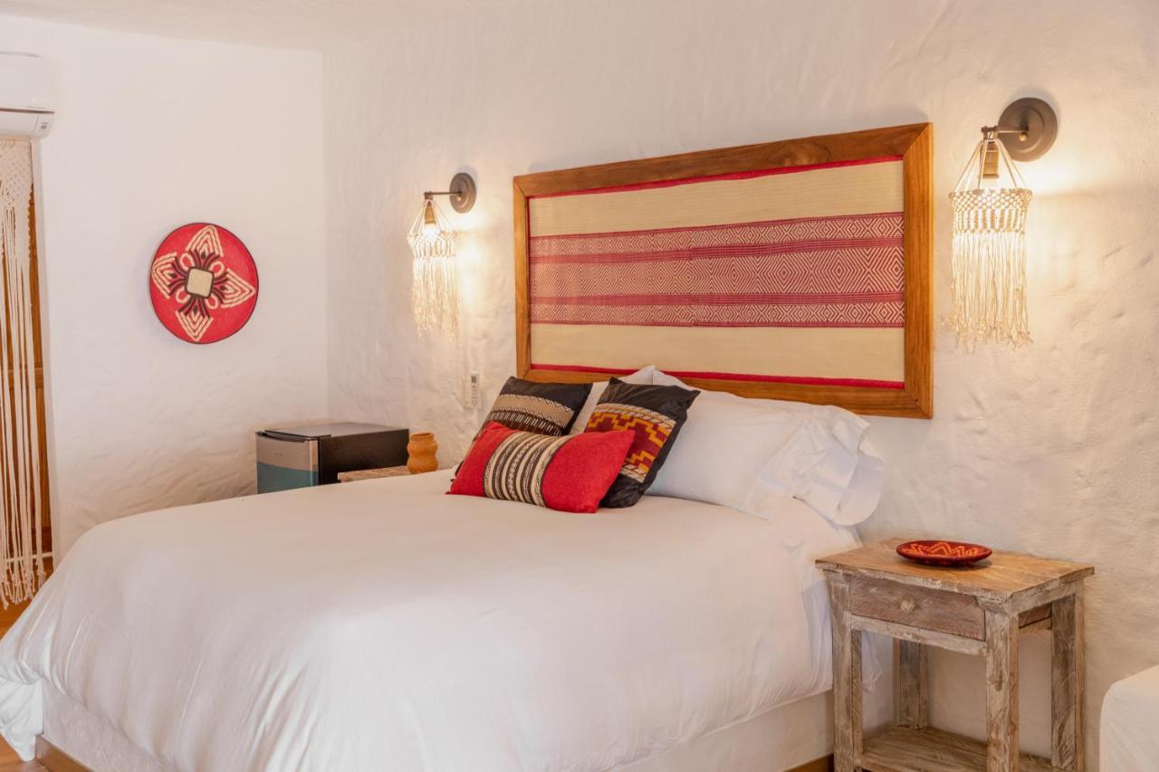 Bora Bora Beach Club & Hotel Isla Grande  Extérieur photo