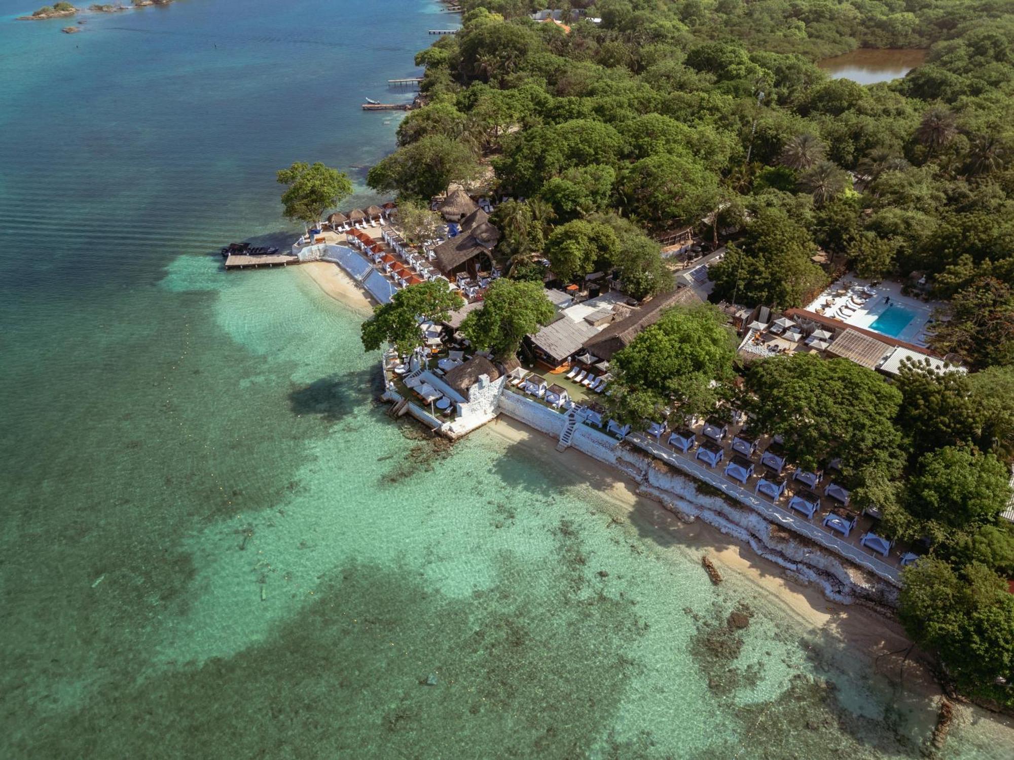 Bora Bora Beach Club & Hotel Isla Grande  Extérieur photo