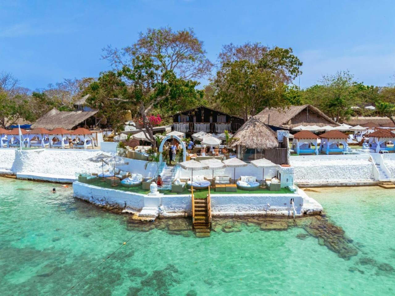 Bora Bora Beach Club & Hotel Isla Grande  Extérieur photo